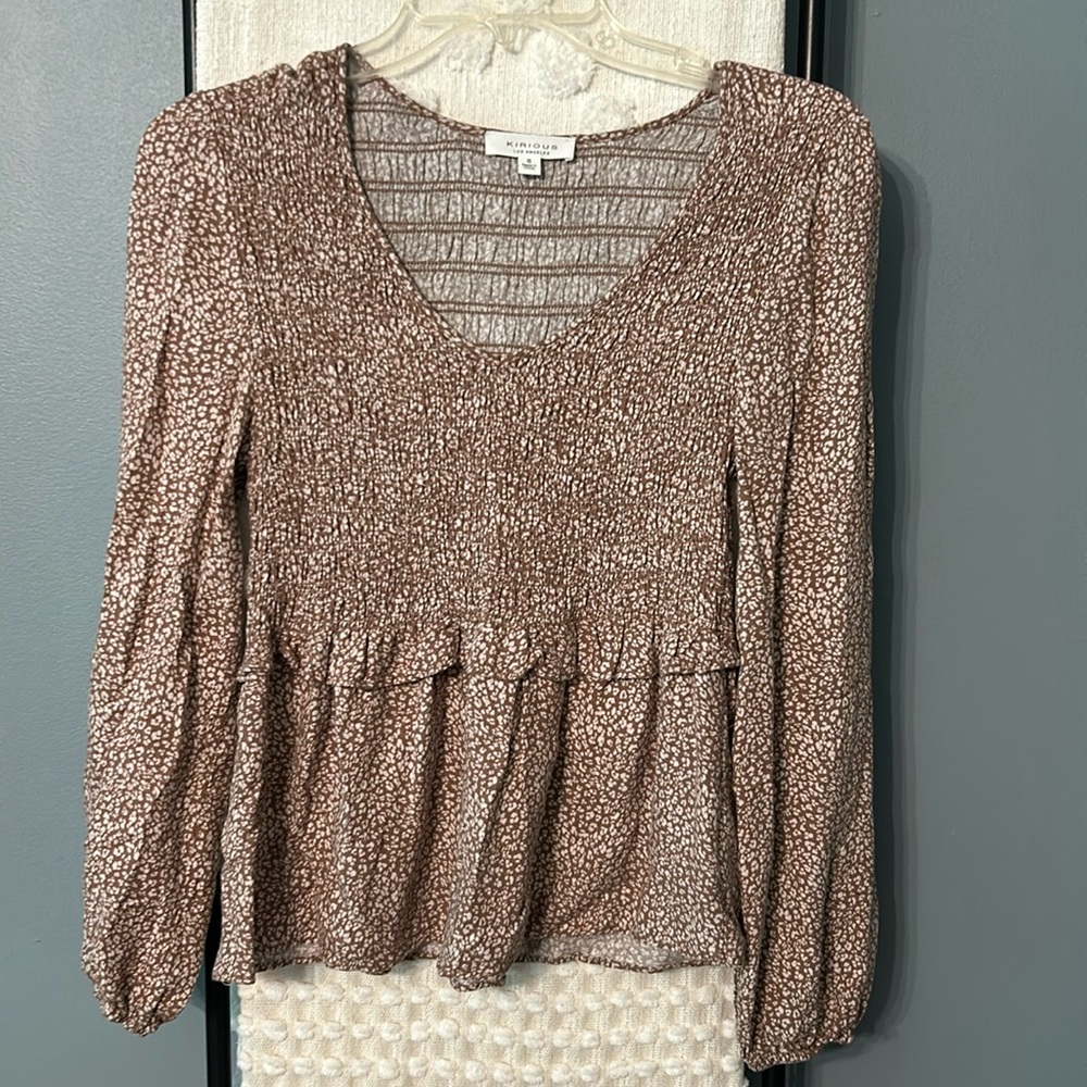 Long sleeve leopard print blouse